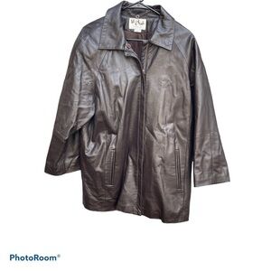 Gorgeous dark chocolate brown oversized vintage leather jacket size small